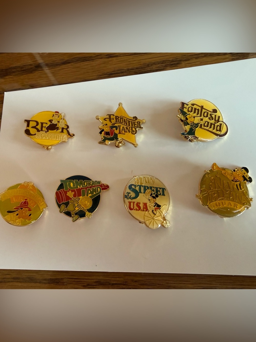 Disney pins